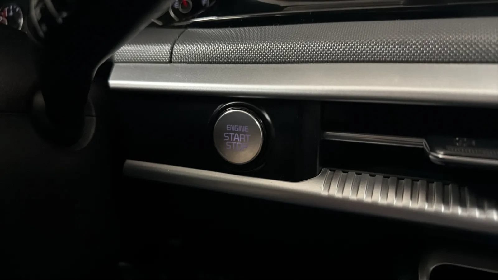 Used 2021 Kia K5 LXS FWD image 16
