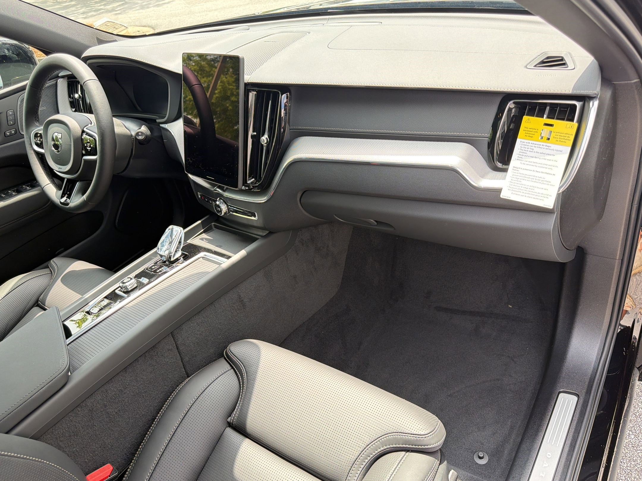 New 2026 Volvo XC60 B5 Ultra w/ Climate Package AWD/4WD image 31