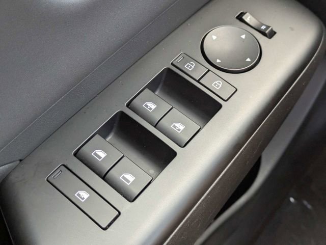 Used 2024 Hyundai Kona N Line image 23