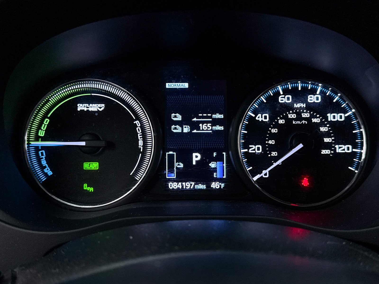 Used 2018 Mitsubishi Outlander SEL image 31