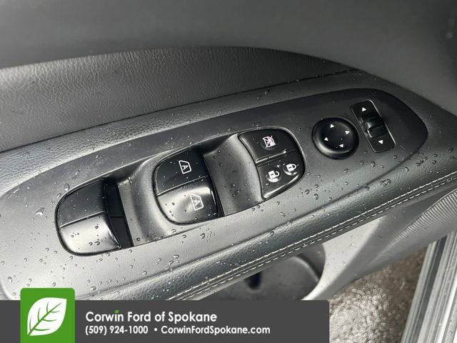 Used 2018 Nissan Pathfinder Platinum image 25