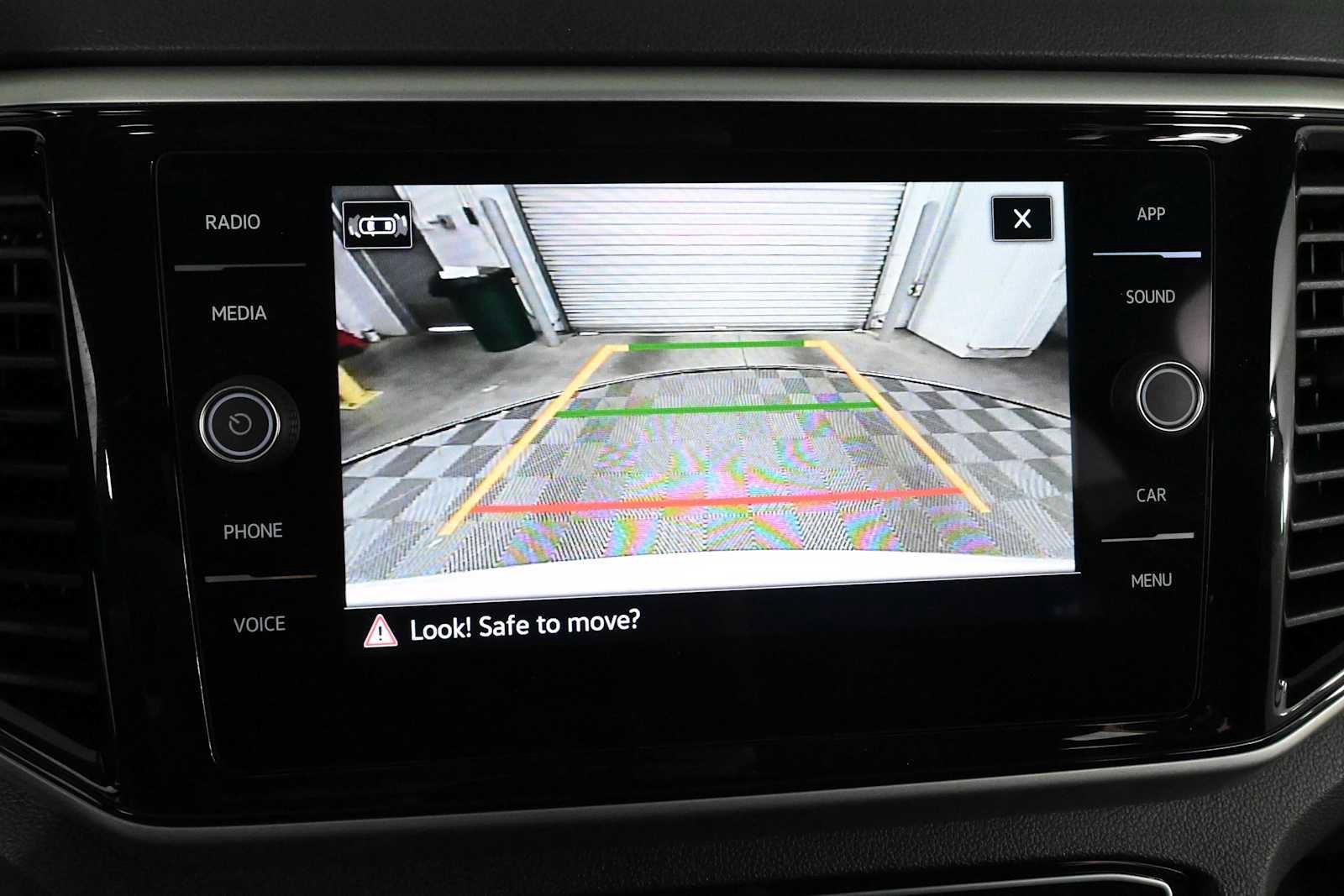 Certified 2023 Volkswagen Atlas SE FWD image 4