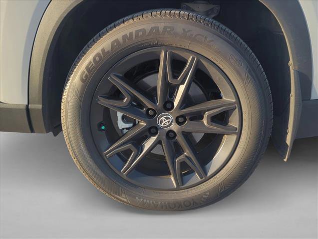 Used 2025 Toyota Grand Highlander AWD Hybrid image 7