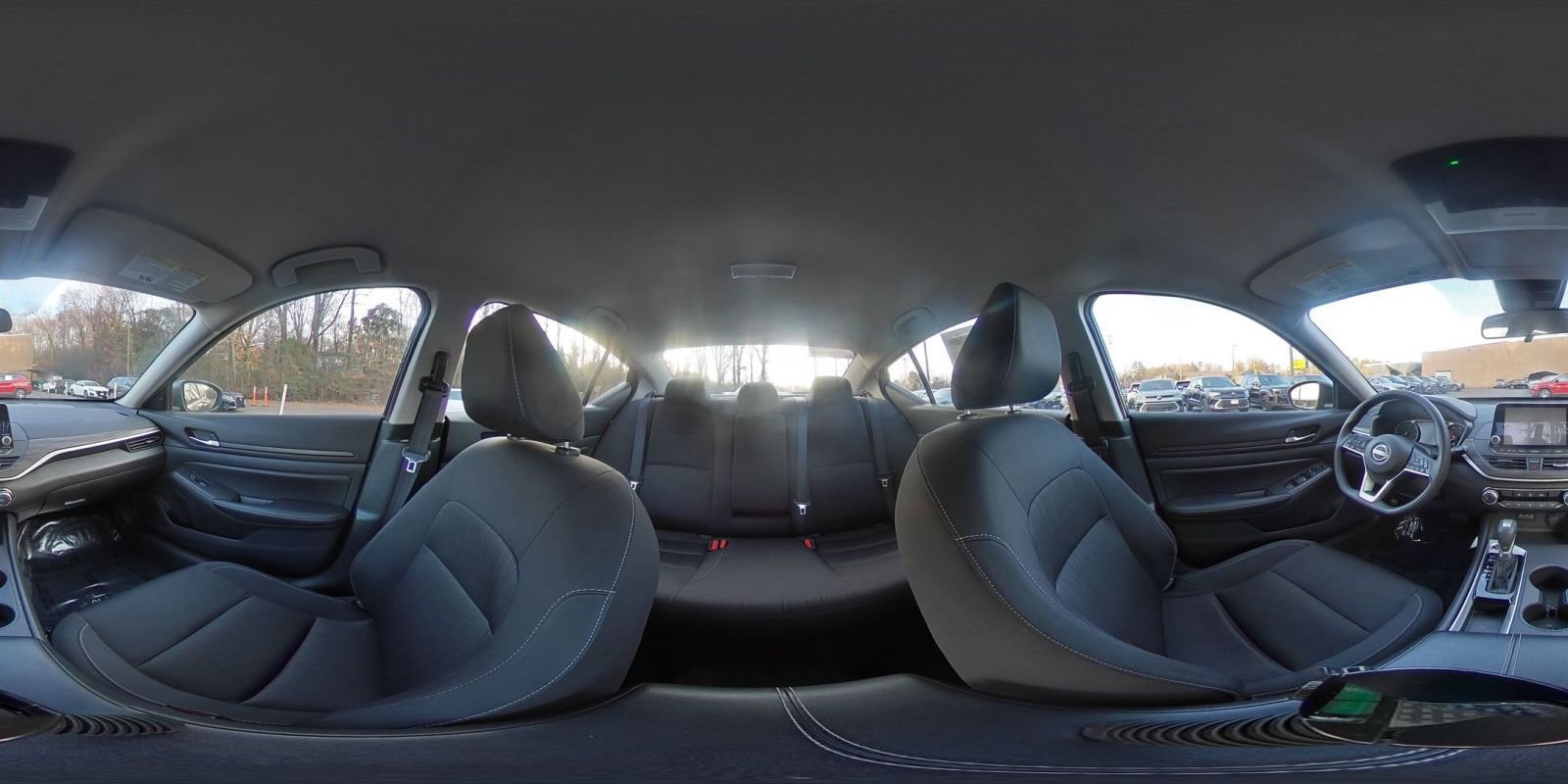 Used 2025 Nissan Altima 2.5 SV image 41