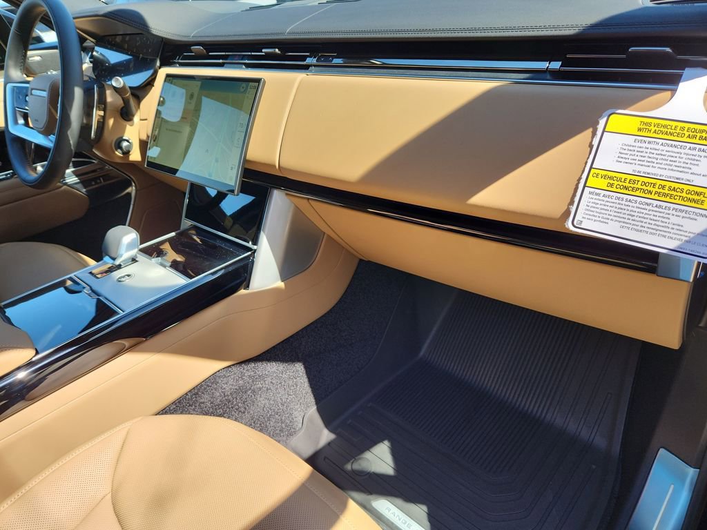 New 2026 Land Rover Range Rover Long Wheelbase SE AWD/4WD image 28