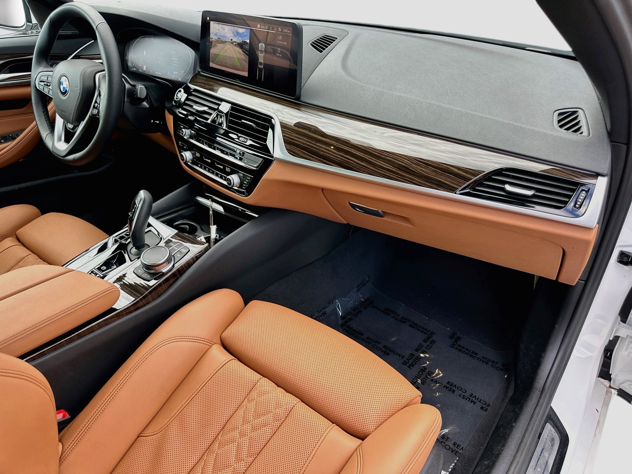 Used 2023 BMW 530i w/ Premium Package RWD image 31