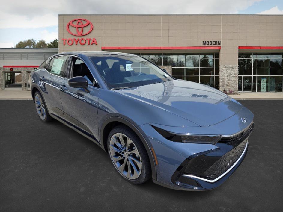 New 2026 Toyota Crown Limited image 3