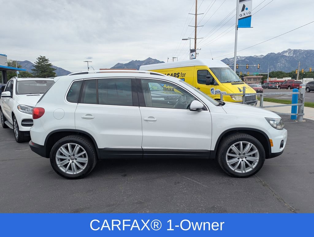 Used 2016 Volkswagen Tiguan SE FWD image 2