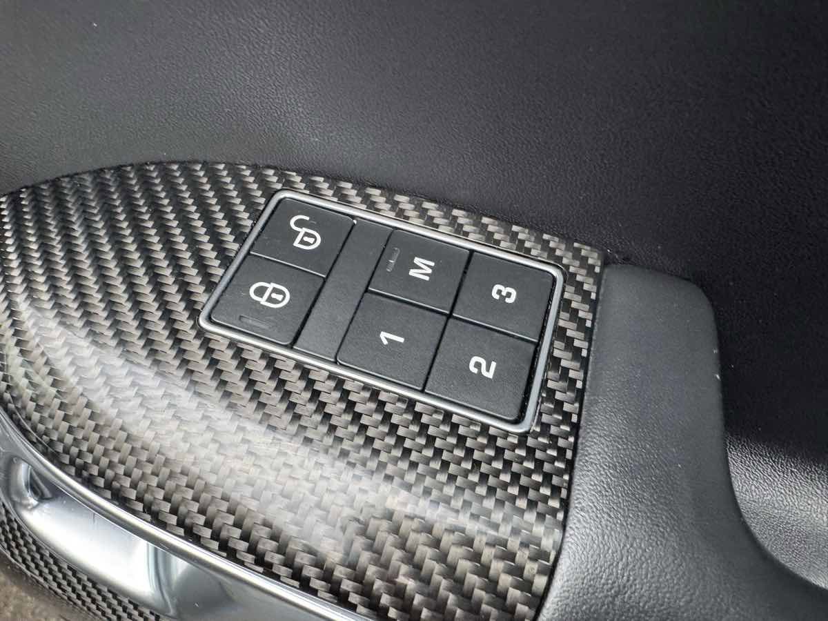 Used 2019 Land Rover Range Rover Sport SVR AWD/4WD image 36