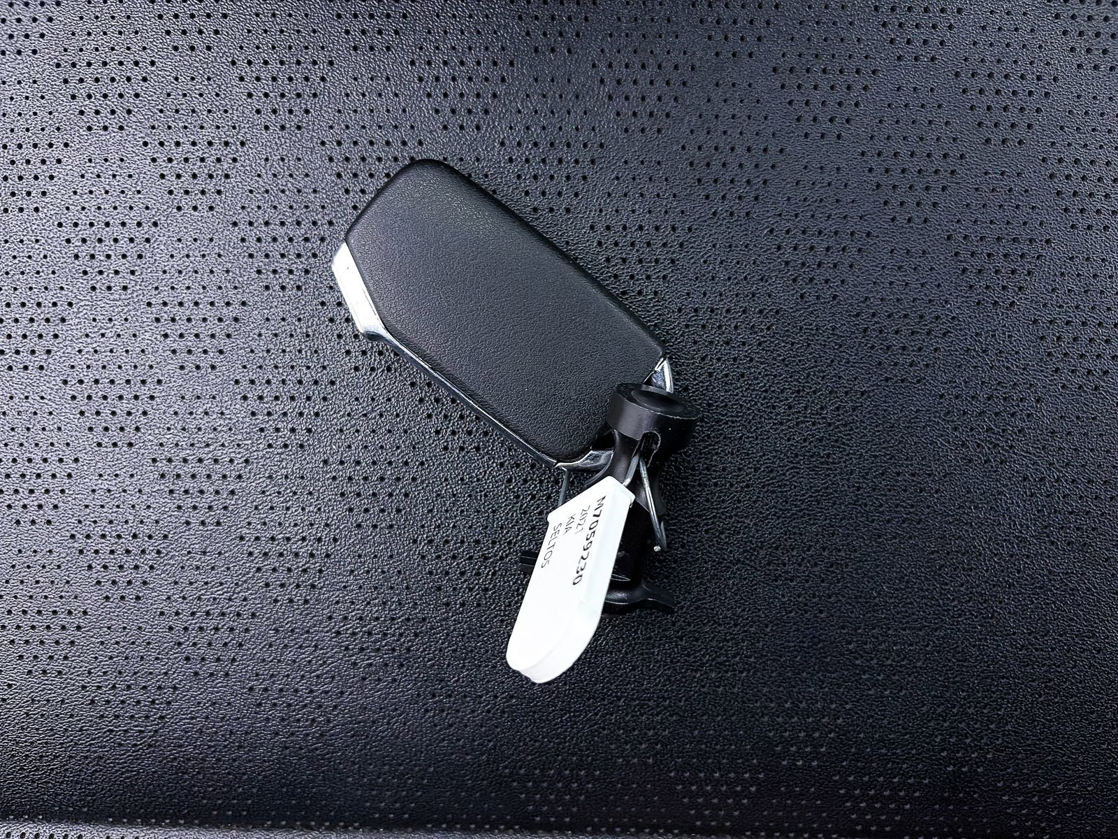 Certified 2021 Kia Seltos SX image 30