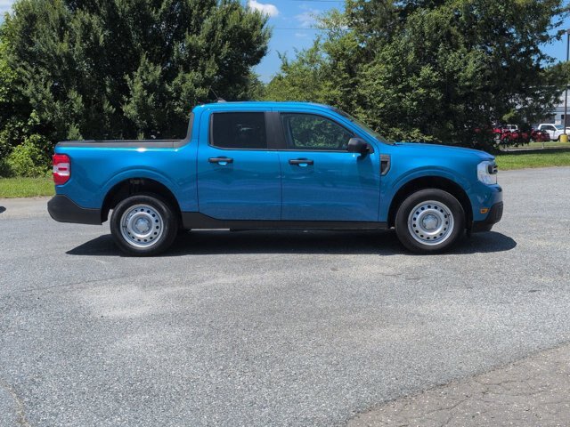 Certified 2022 Ford Maverick XL w/ Equipment Group 100A Standard AWD/4WD image 3