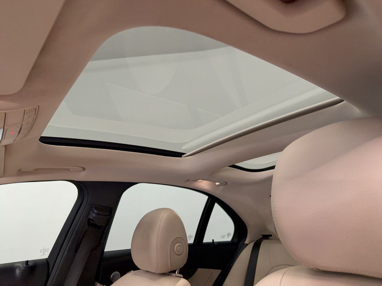 Certified 2017 Mercedes-Benz C 300 Sedan image 27