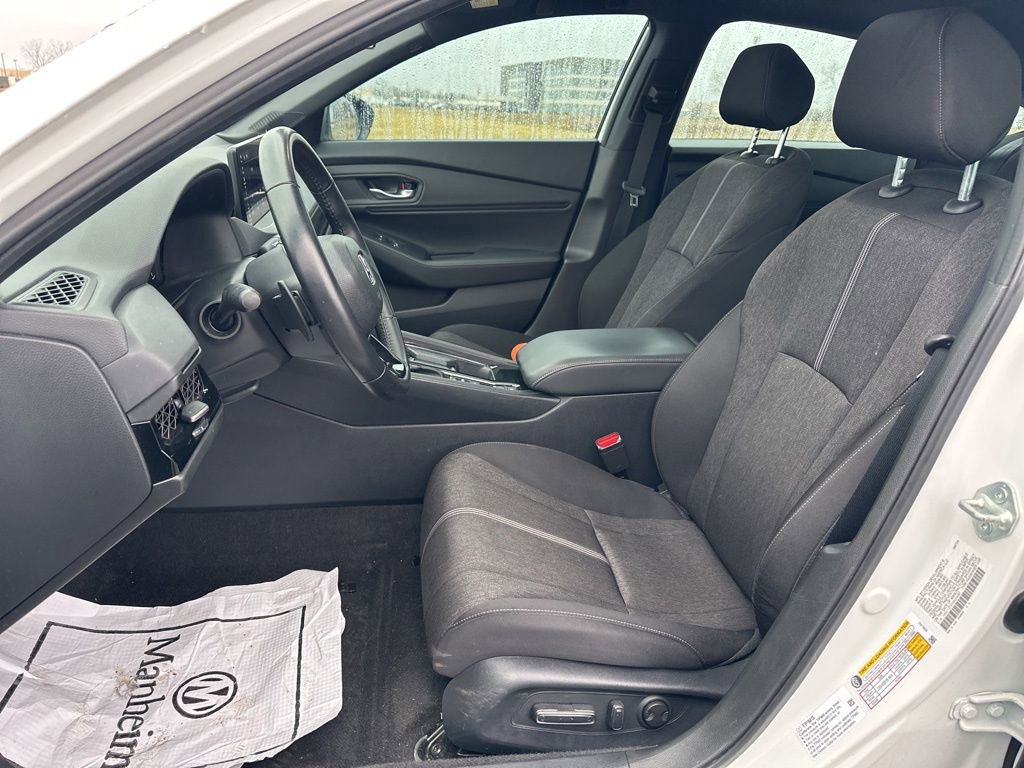 Used 2025 Honda Accord Sport image 15