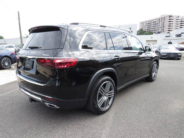 Used 2025 Mercedes-Benz GLS 450 4MATIC image 4