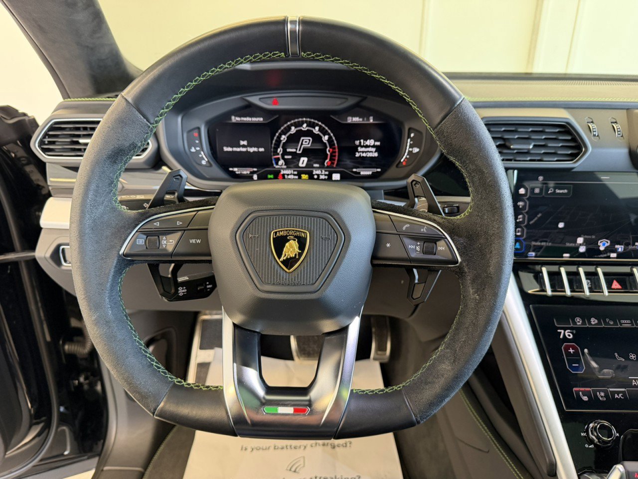 Used 2022 Lamborghini Urus image 35