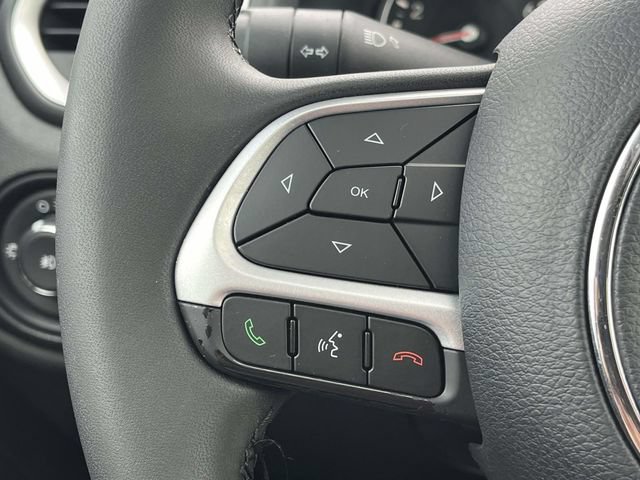 Used 2021 Jeep Renegade Latitude w/ Luxury Group I FWD image 26