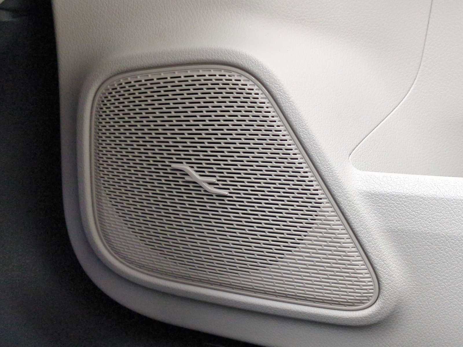 Used 2026 Mercedes-Benz GLA 250 4MATIC image 33