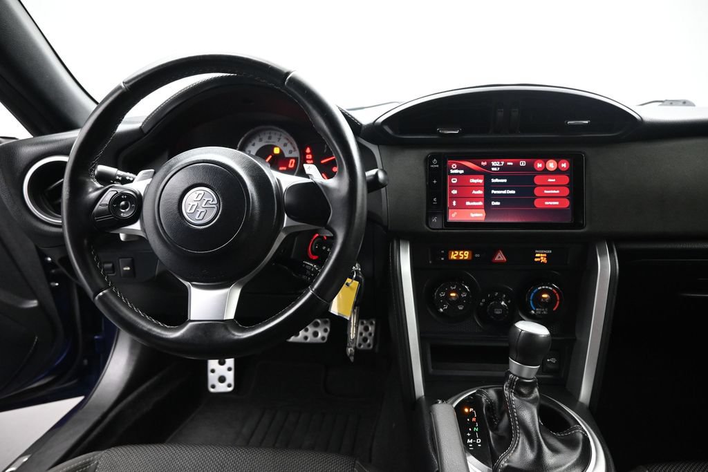 Used 2020 Toyota 86 RWD image 17
