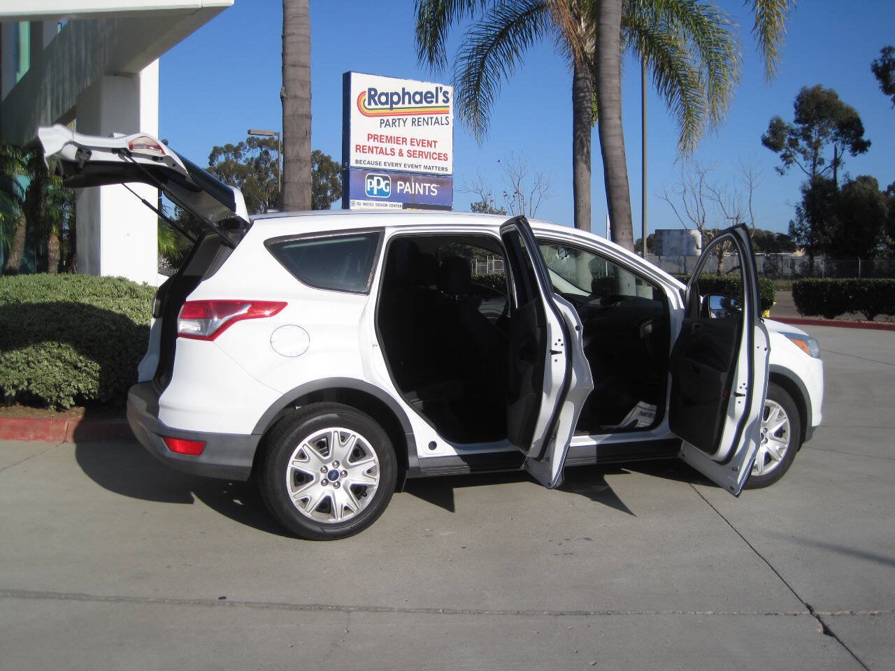 Used 2016 Ford Escape S FWD image 4