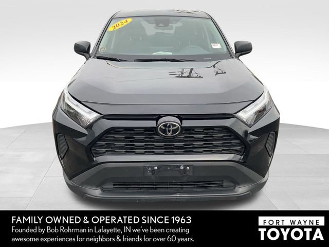 Used 2024 Toyota RAV4 LE image 7