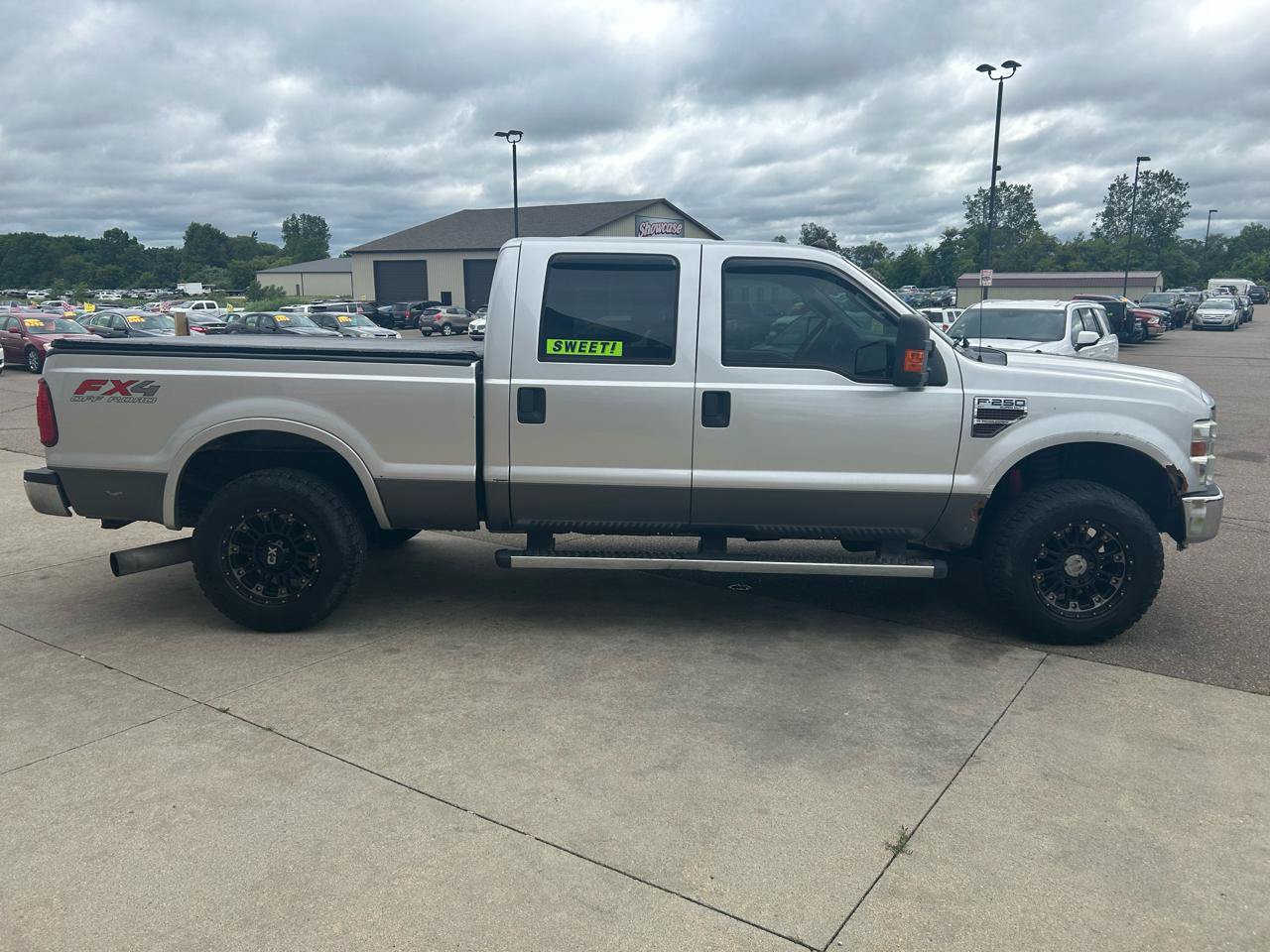 Used 2010 Ford F250 XLT AWD/4WD image 4