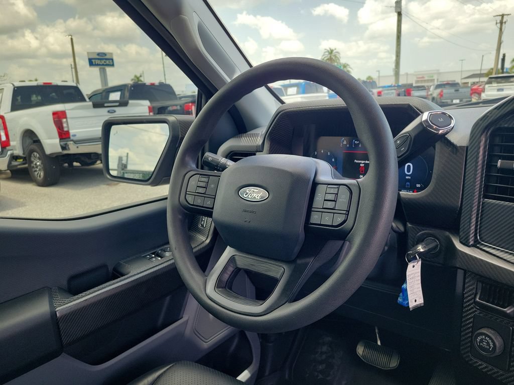 Used 2024 Ford F150 XL RWD image 11
