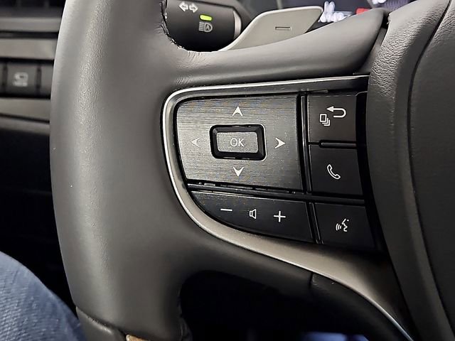 Used 2024 Lexus ES 350 Ultra Luxury w/ Accessory Package (Z2) image 22