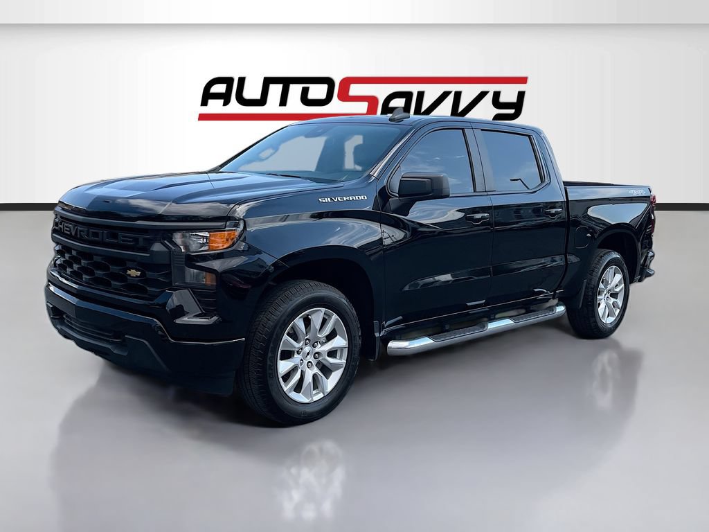 Used 2023 Chevrolet Silverado 1500 Custom AWD/4WD image 3