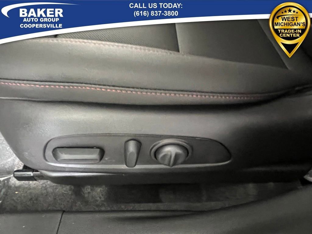 New 2026 Chevrolet Trax RS w/ Sunroof Package image 18