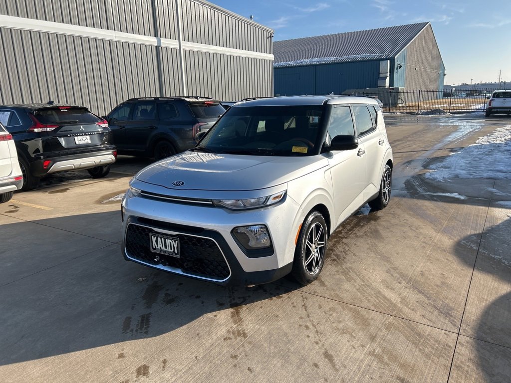 Certified 2021 Kia Soul LX image 1