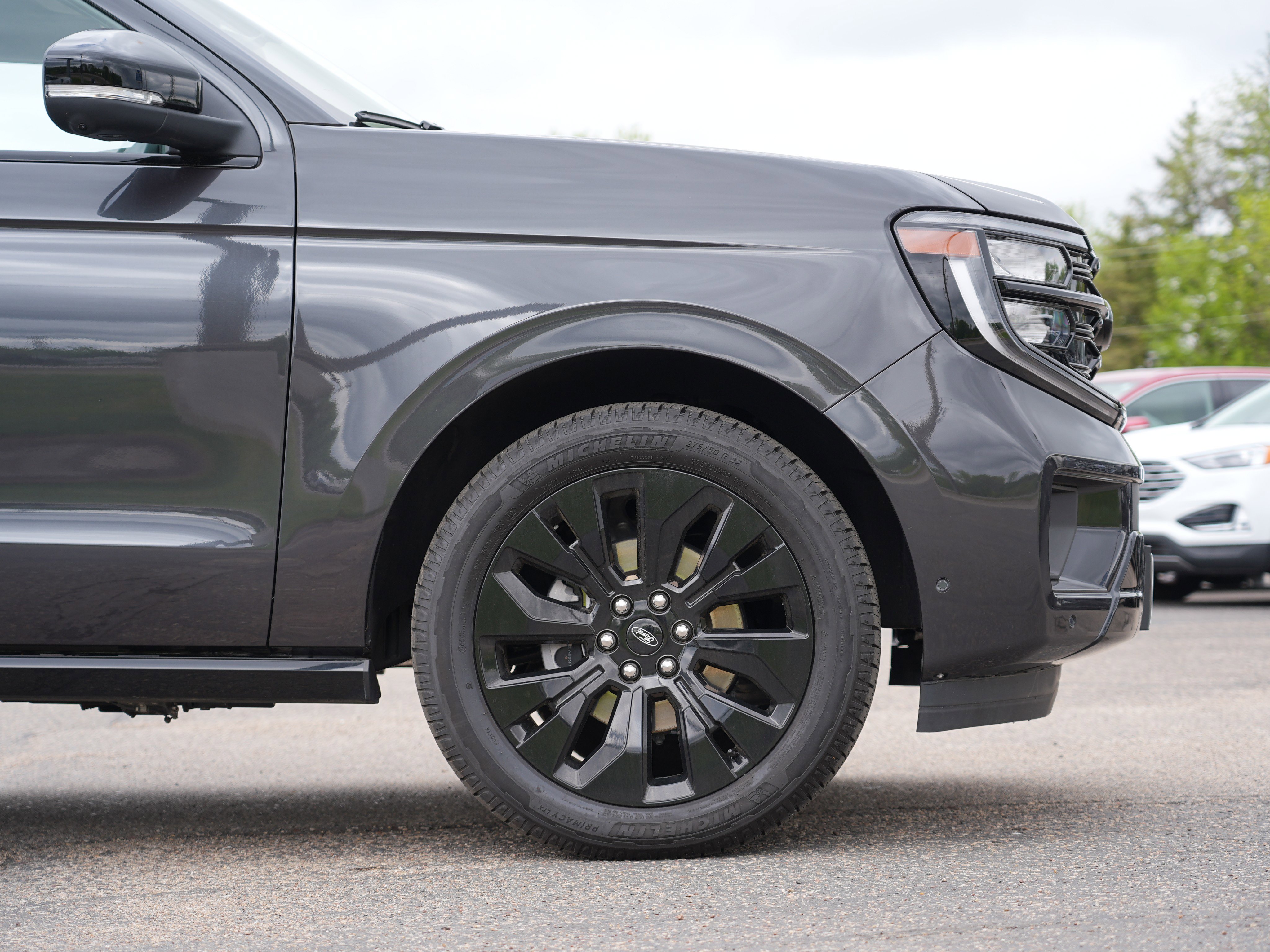Used 2025 Ford Expedition Max Platinum w/ Stealth Appearance Package AWD/4WD image 13