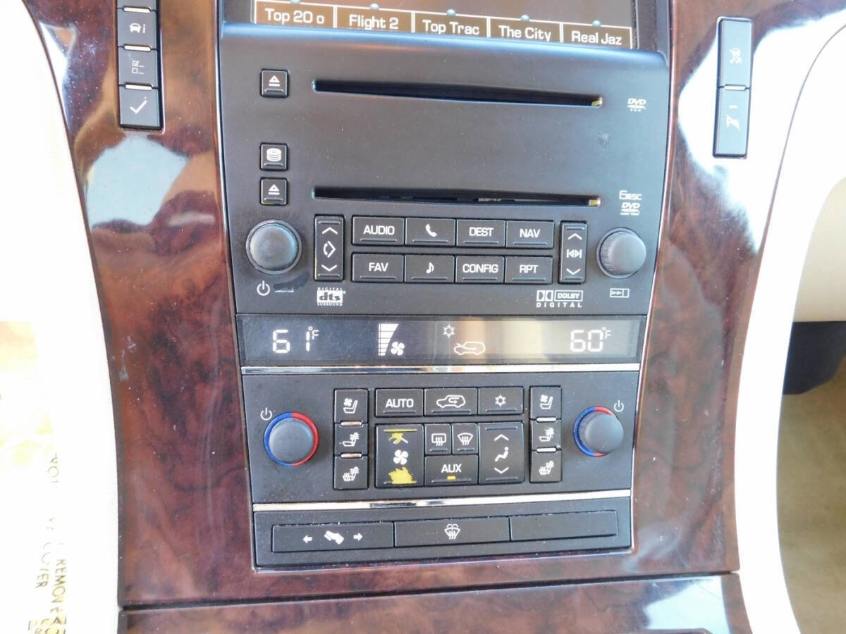 Used 2007 Cadillac Escalade AWD w/ Information Package image 15