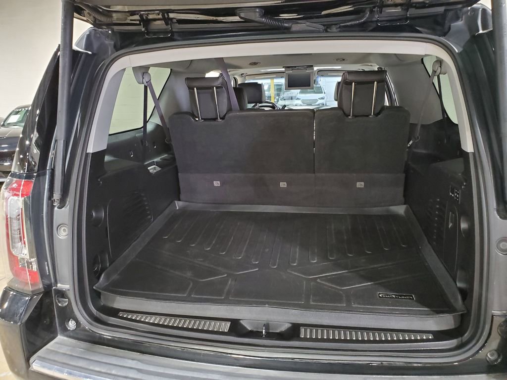 Used 2017 GMC Yukon XL Denali w/ Open Road Package image 54