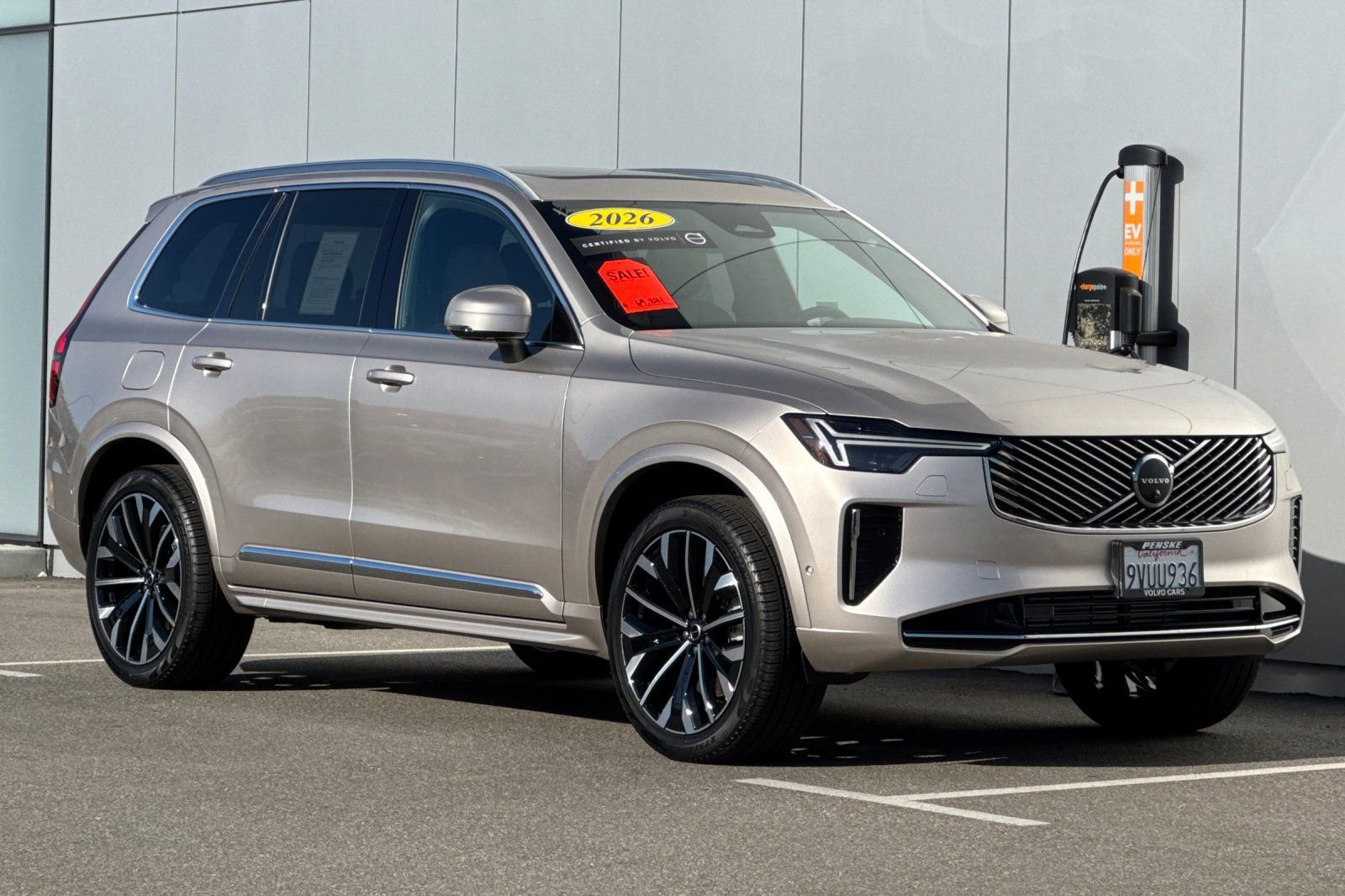 Certified 2026 Volvo XC90 T8 Plus w/ Protection Package Premier image 7