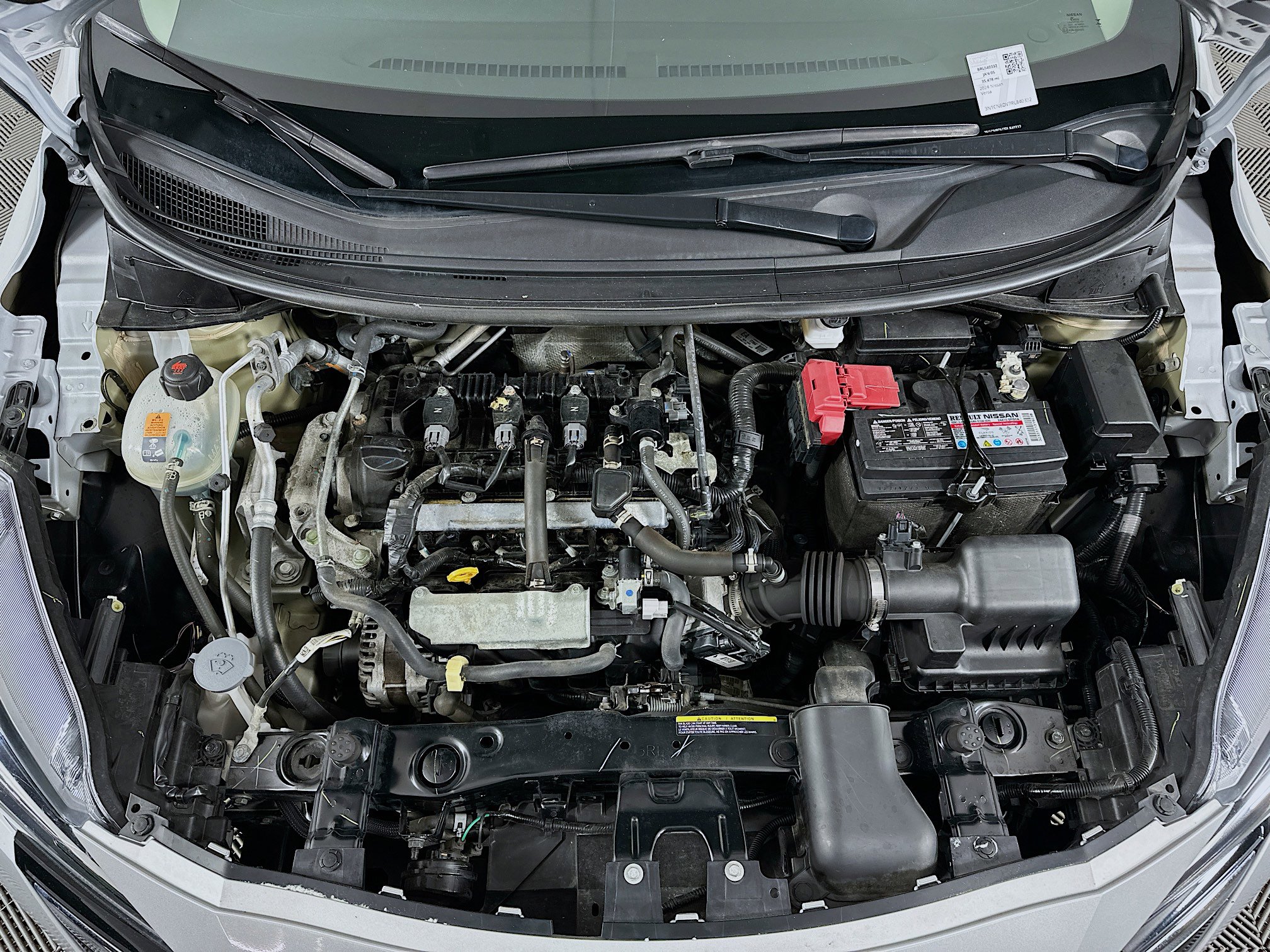 Used 2024 Nissan Versa S w/ Trunk Package image 30