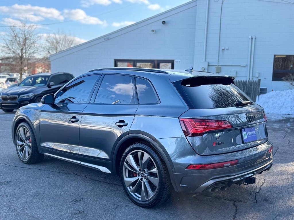 Used 2024 Audi SQ5 Prestige image 3