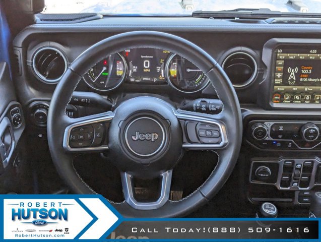 Used 2022 Jeep Wrangler Unlimited Sahara image 11