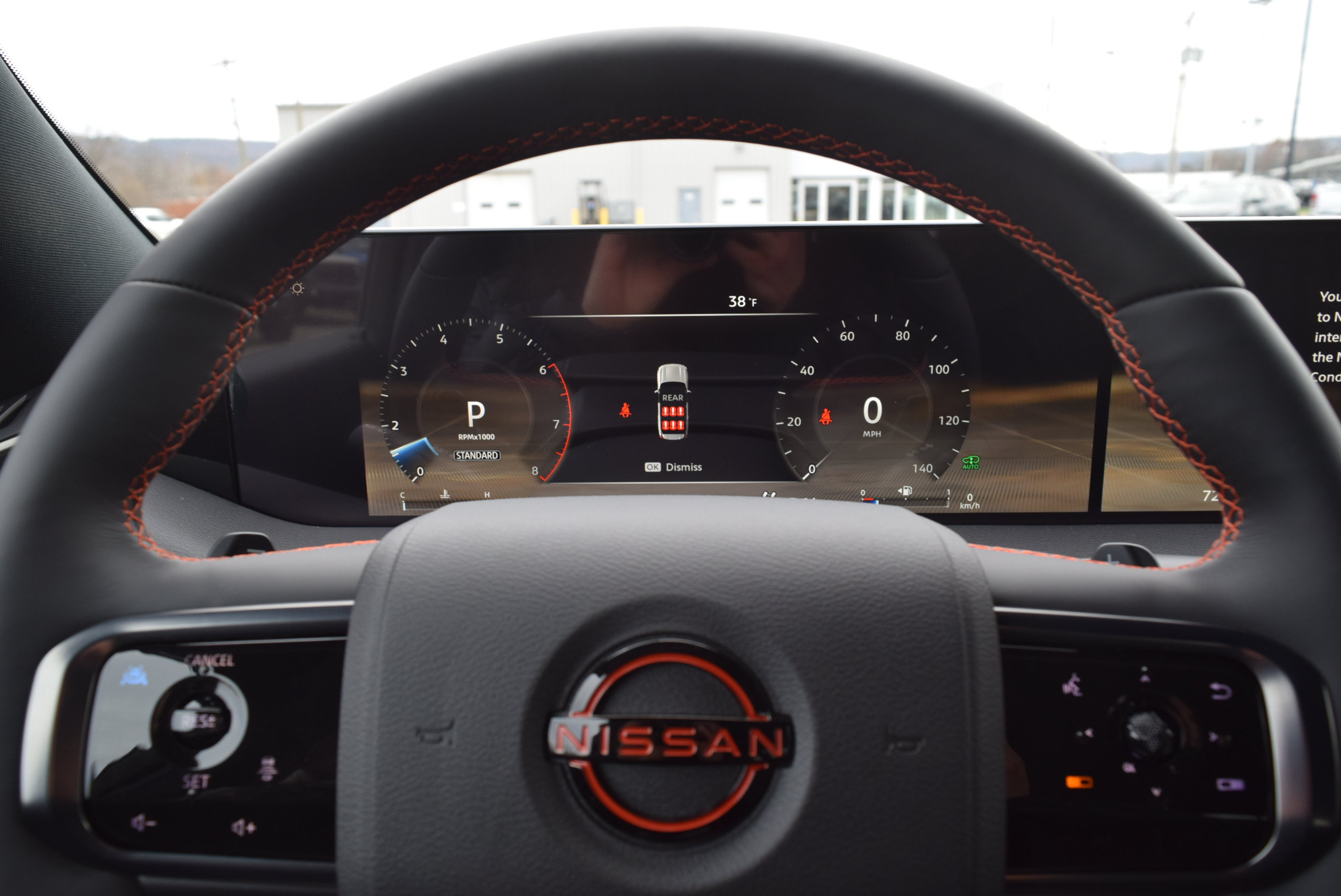 Used 2025 Nissan Armada PRO-4X AWD/4WD image 14