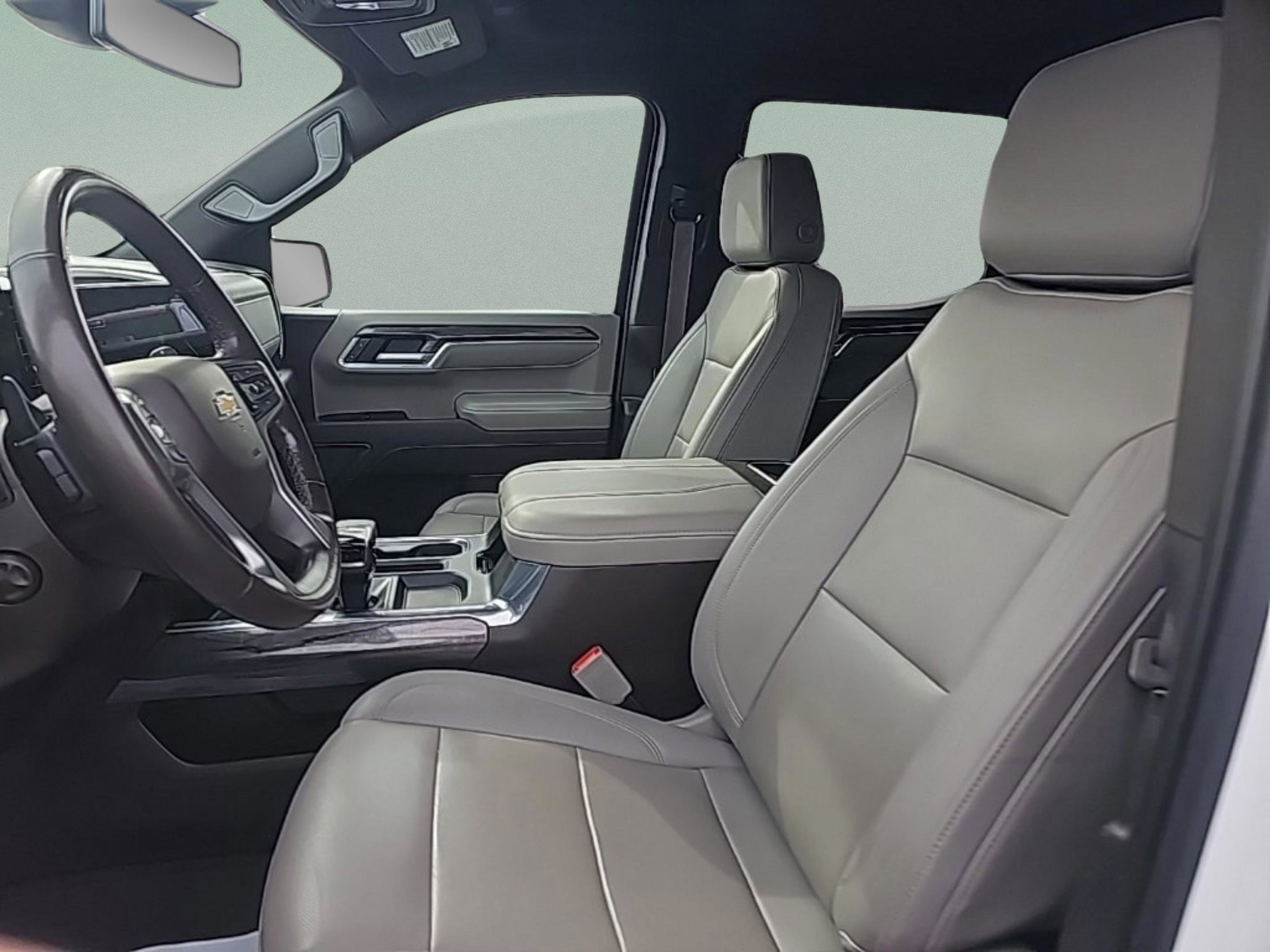 Used 2023 Chevrolet Silverado 1500 LTZ image 18