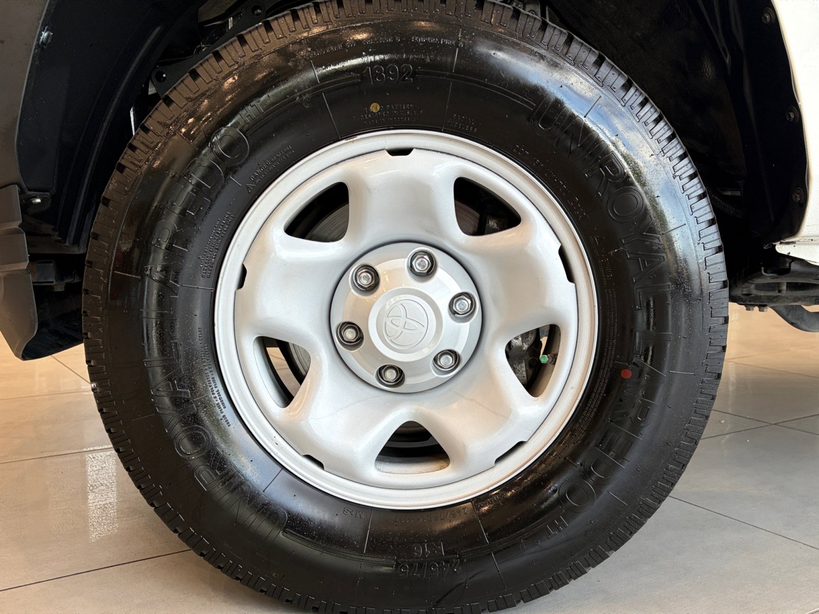 Used 2021 Toyota Tacoma SR RWD image 11