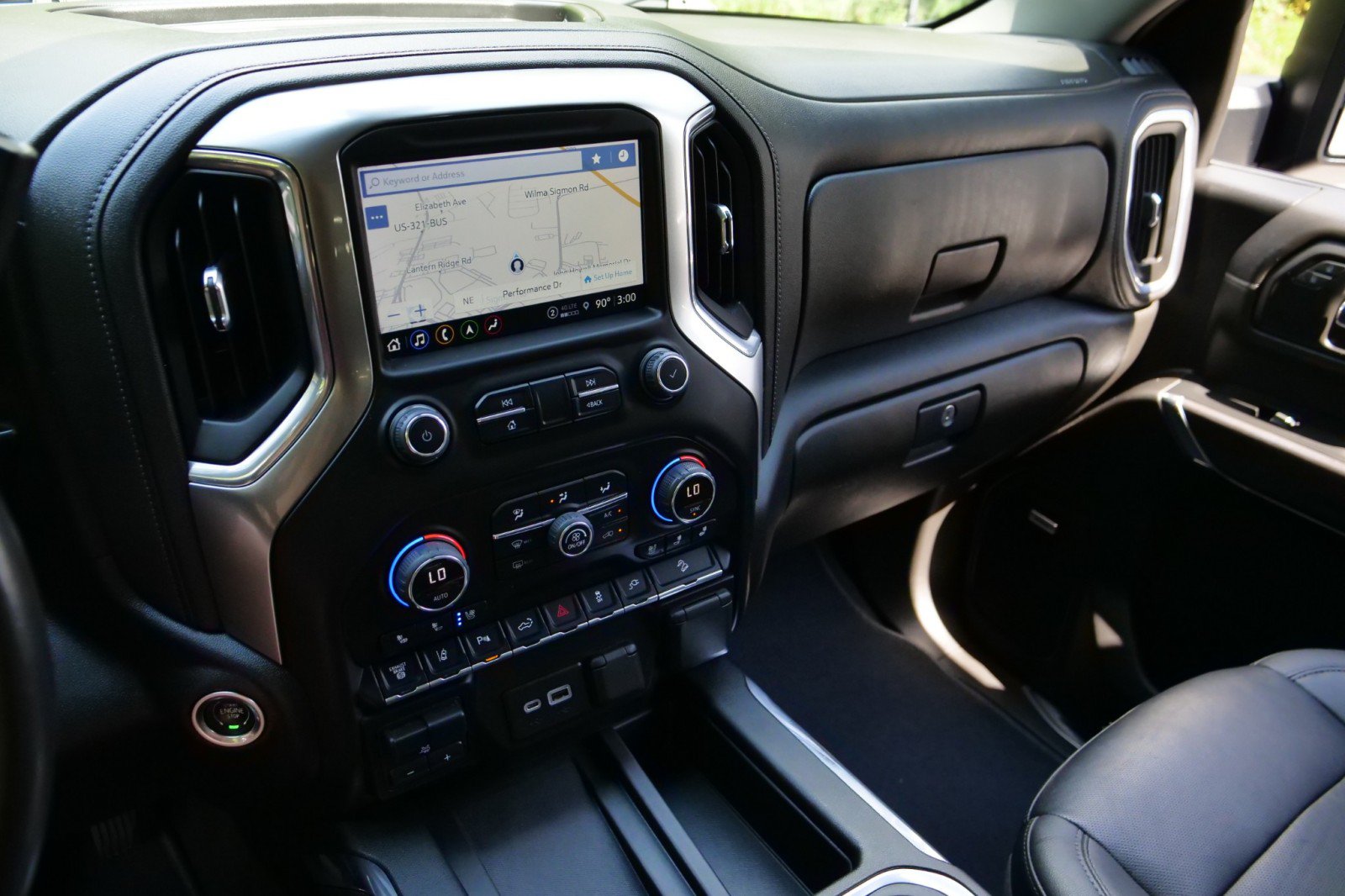 Used 2022 Chevrolet Silverado 2500 LTZ w/ LTZ Plus Package AWD/4WD image 17