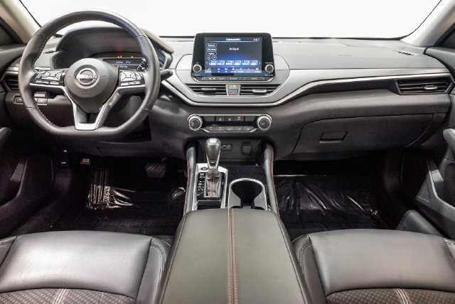 Used 2025 Nissan Altima 2.5 SR FWD image 22