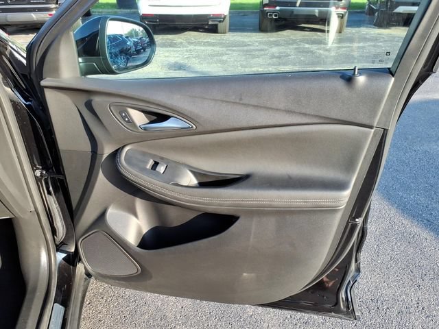 Used 2023 Buick Encore GX Preferred w/ Cold Weather Comfort Package FWD image 25