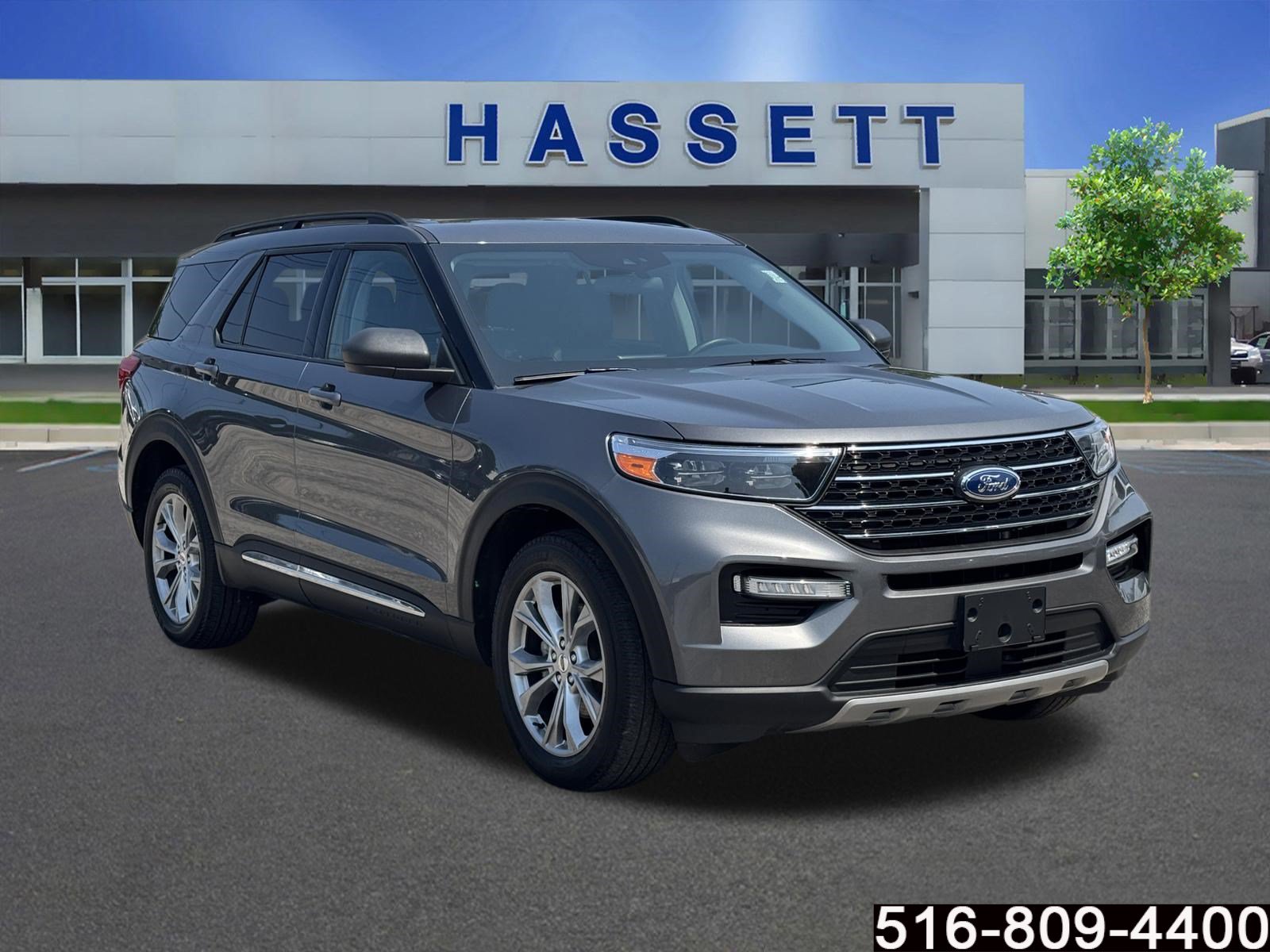 Used 2023 Ford Explorer XLT w/ Equipment Group 202A AWD/4WD image 1
