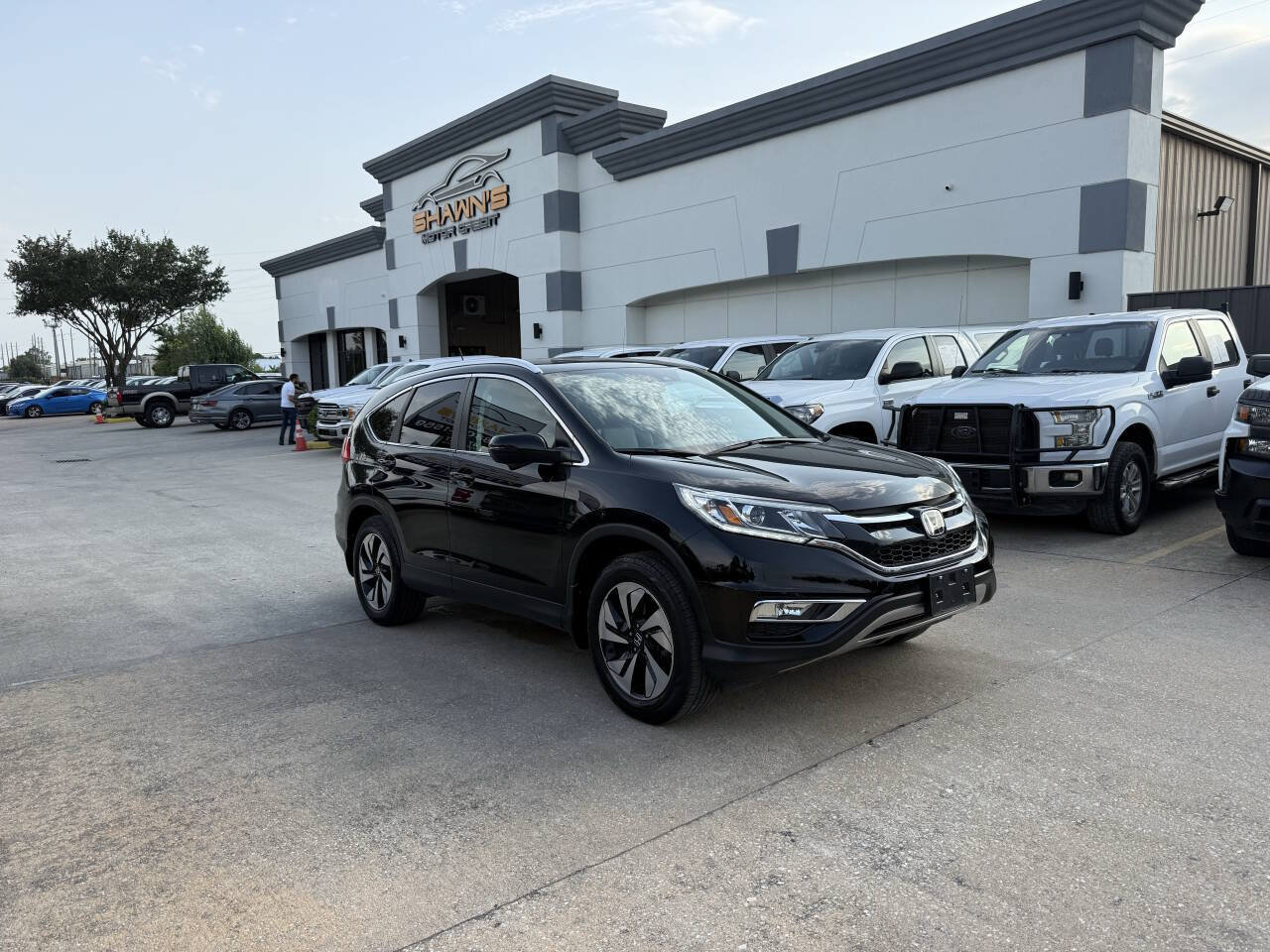 Used 2015 Honda CR-V Touring image 2