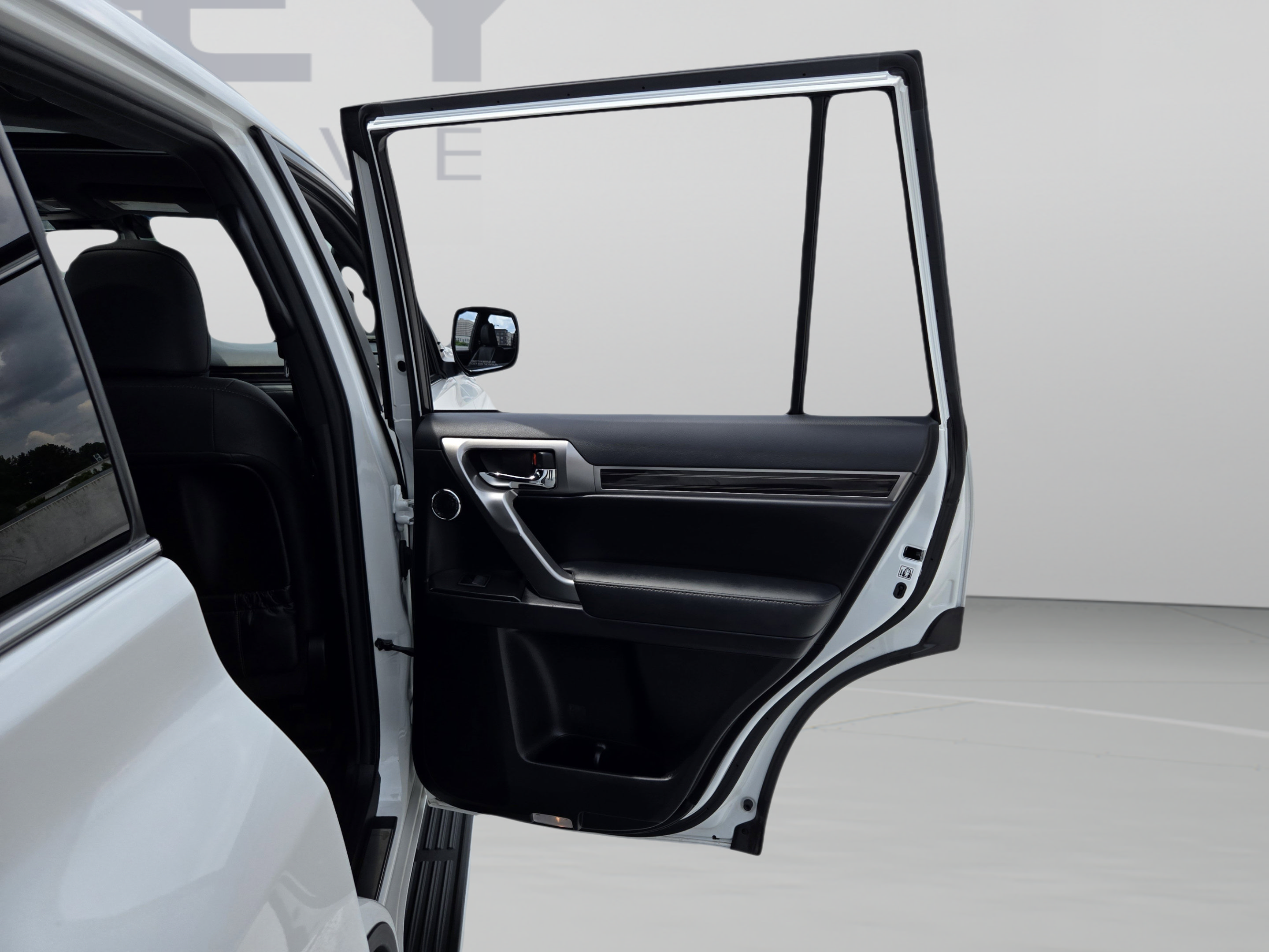 Certified 2023 Lexus GX 460 Premium AWD/4WD image 15