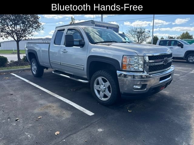 Used 2011 Chevrolet Silverado 2500 LTZ AWD/4WD image 2