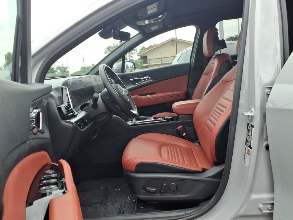Used 2024 Kia Sportage SX FWD image 17