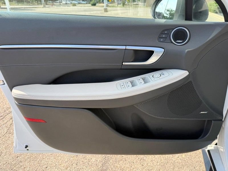 Used 2022 Hyundai Sonata Limited FWD image 19