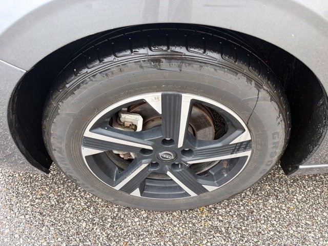 Used 2024 Nissan Sentra SV FWD image 35